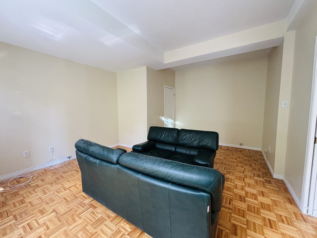 220-470 Grande Allee E. - 4 1/2 Montcalm
