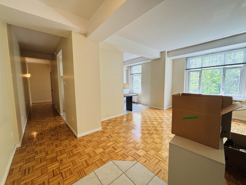 220-470 Grande Allee E. - 4 1/2 Montcalm