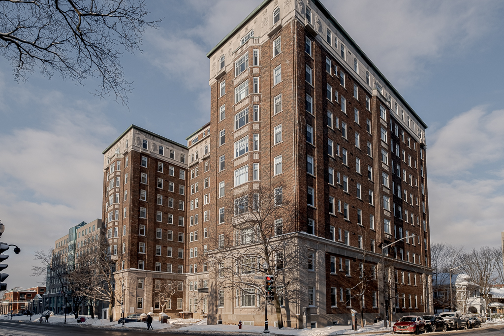 220-470 Grande Allee E. - 4 1/2 Montcalm