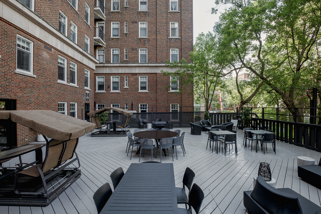 220-470 Grande Allee E. - 4 1/2 Montcalm